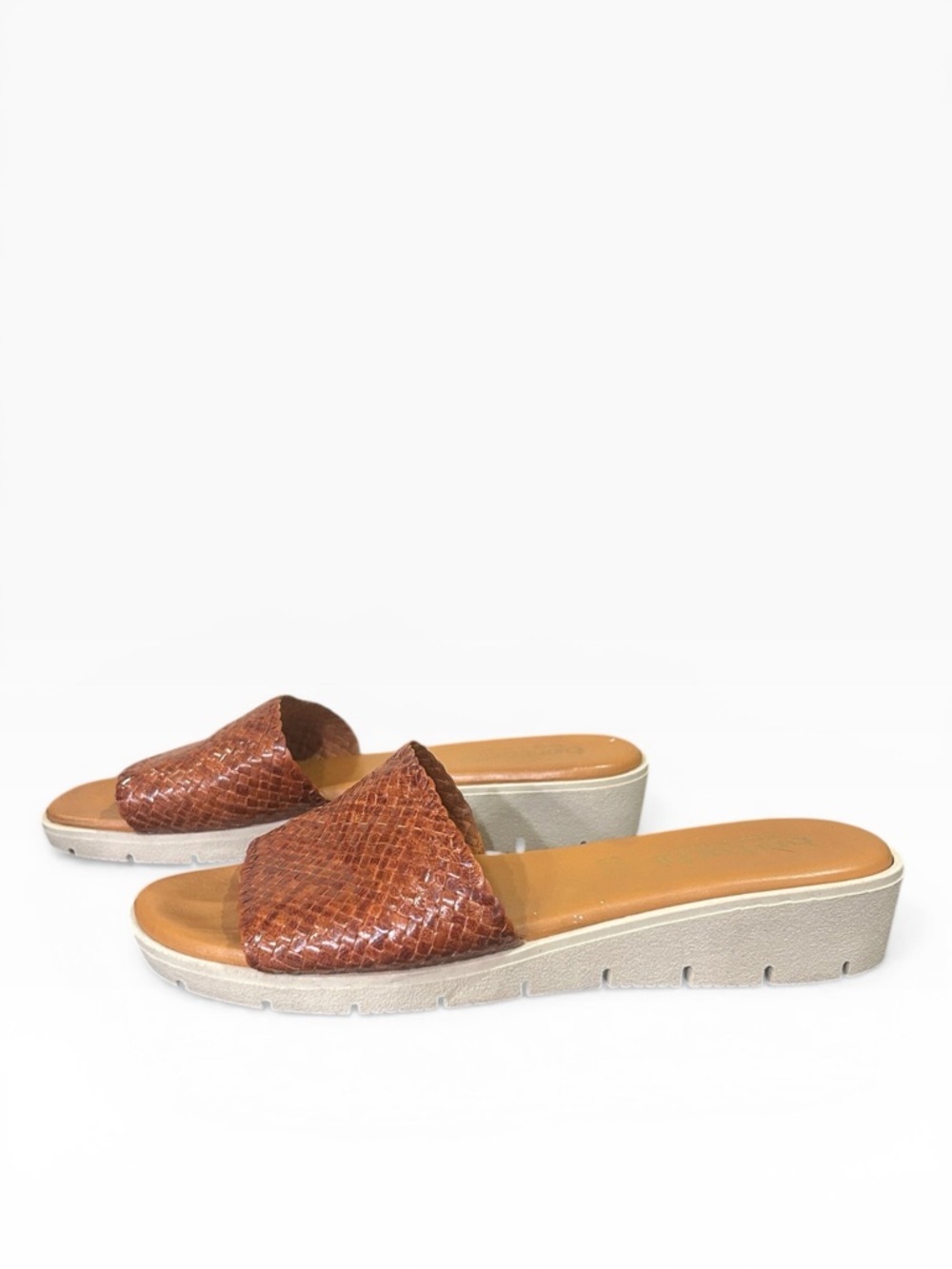 Bertuchi Snakeskin Print Women's Tan Leather Slide Sandals Size 9